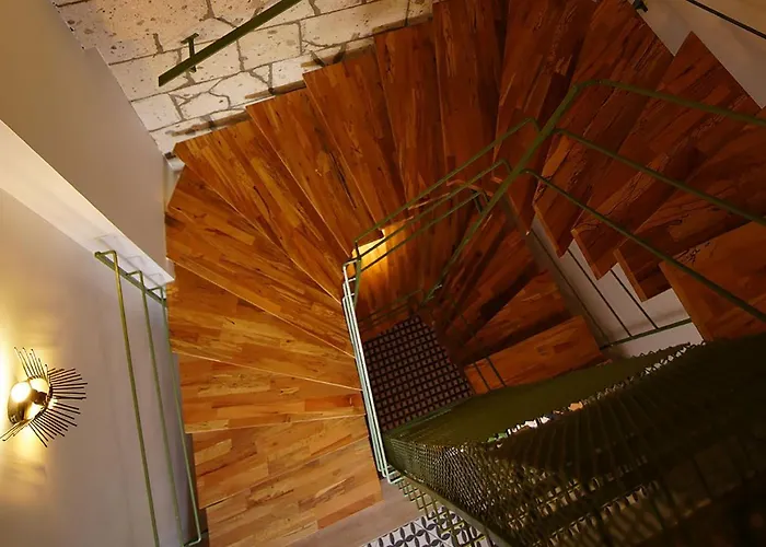 Achilles בוזקאדה