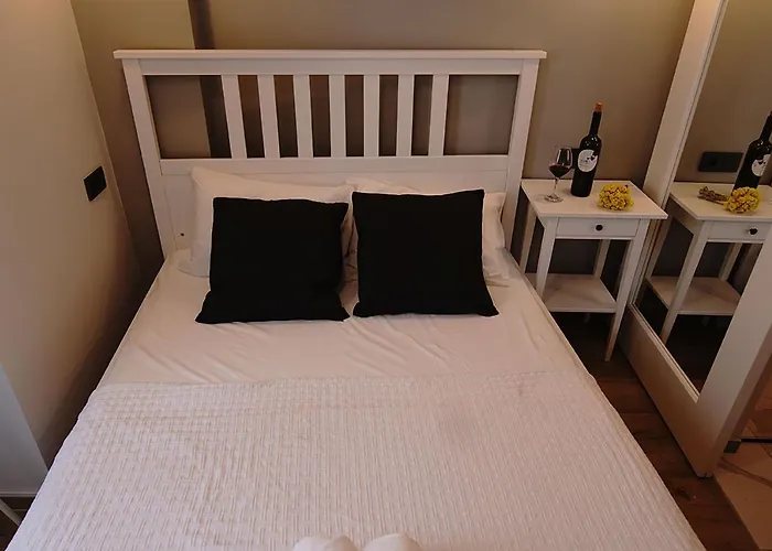 Achilles מלון בוזקאדה